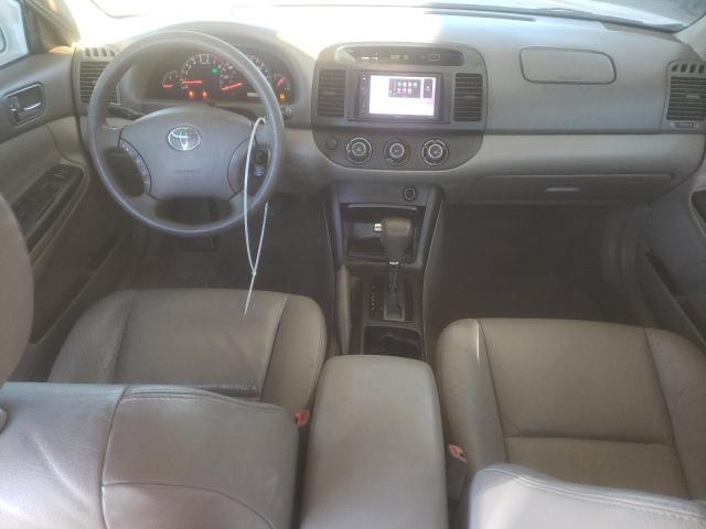 4T1BE32K75U583432 - 2005 TOYOTA CAMRY LE WHITE photo 8