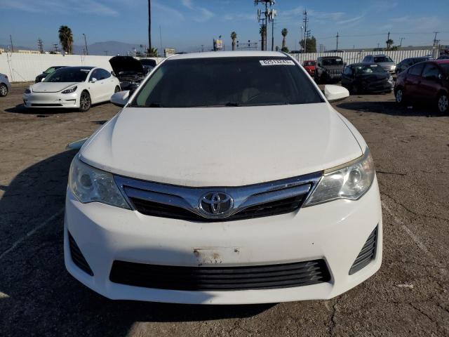 4T1BF1FK9CU531163 - 2012 TOYOTA CAMRY BASE WHITE photo 5