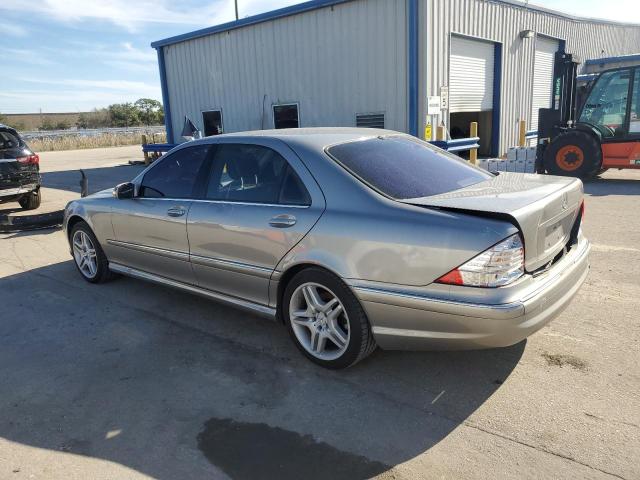 WDBNG70J06A468928 - 2006 MERCEDES-BENZ S 430 GRAY photo 2