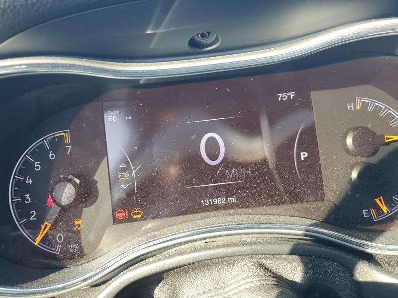 1C4RJEAG5JC304373 - 2018 JEEP GRAND CHER LAREDO შავი ფოტო 9