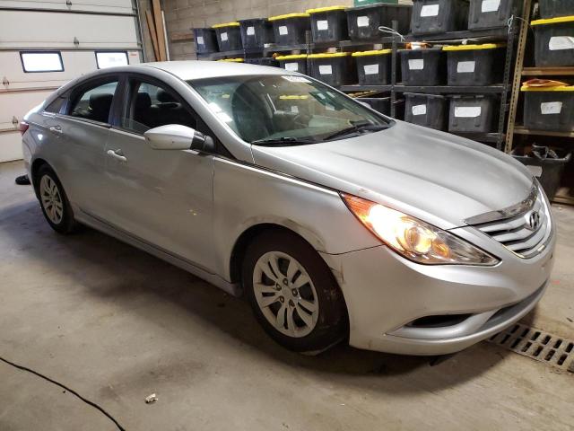 5NPEB4AC8BH087104 - 2011 HYUNDAI SONATA GLS SILVER photo 4