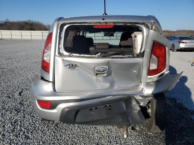 KNDJT2A58D7761695 - 2013 KIA SOUL SILVER photo 6