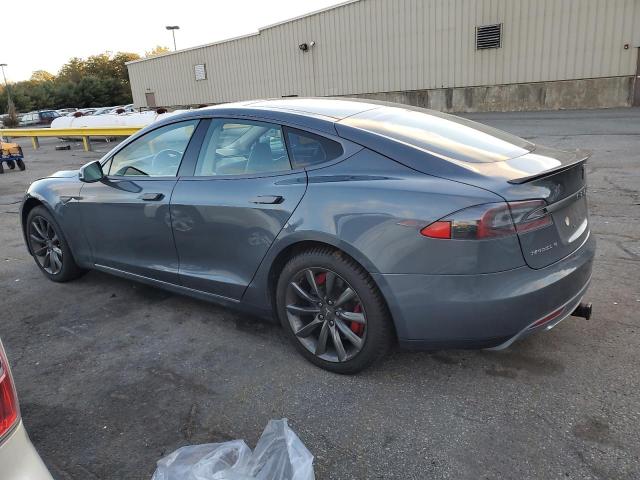 5YJSA1S12EFP45455 - 2014 TESLA MODEL S GRAY photo 2