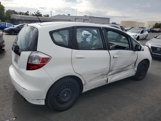 JHMGE8H35DC053924 - 2013 HONDA FIT WHITE photo 3