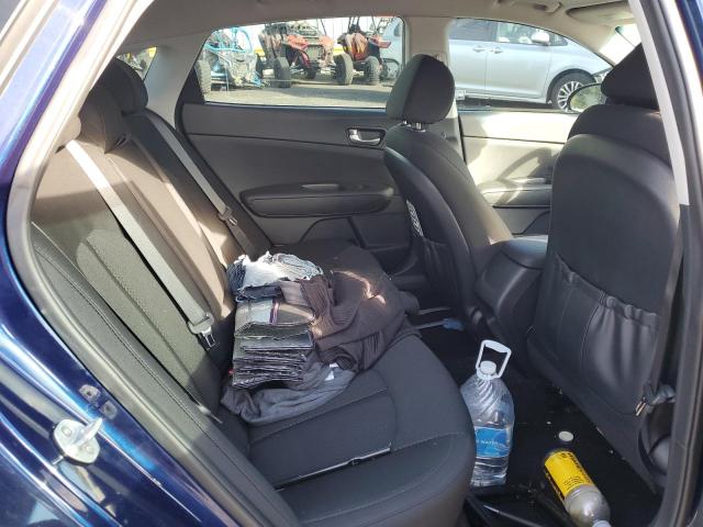 5XXGT4L35JG192244 - 2018 KIA OPTIMA LX BLUE photo 10