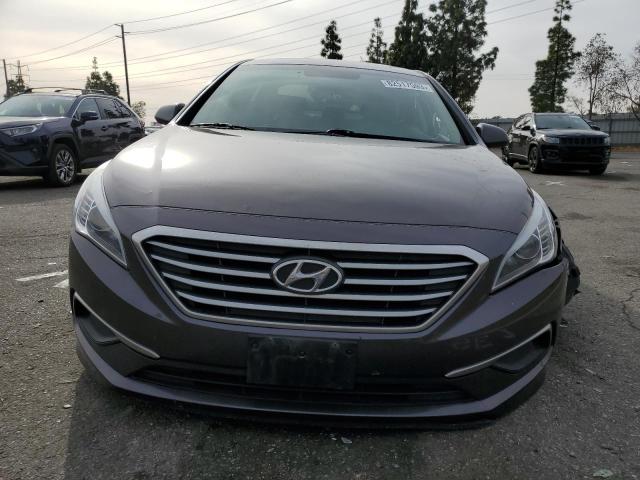 5NPE24AF2HH584569 - 2017 HYUNDAI SONATA SE GRAY photo 5