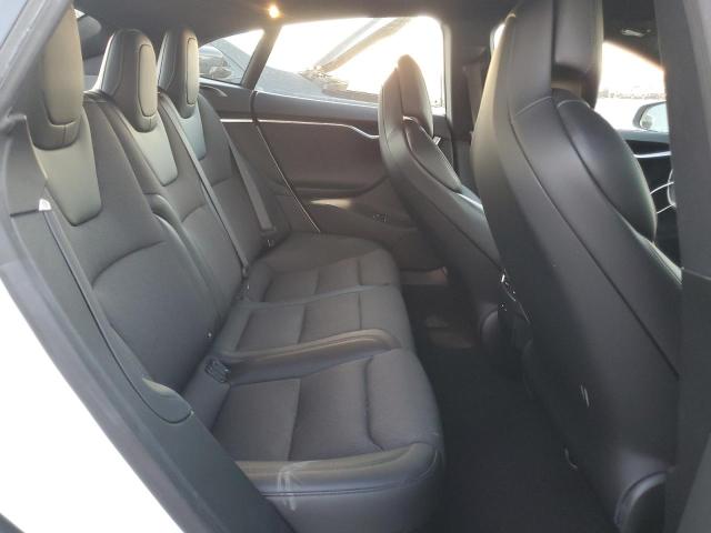5YJSA1E2XHF232138 - 2017 TESLA MODEL S WHITE photo 10