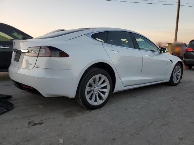5YJSA1E2XHF232138 - 2017 TESLA MODEL S WHITE photo 3