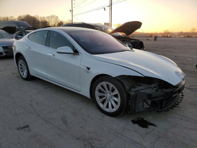 5YJSA1E2XHF232138 - 2017 TESLA MODEL S WHITE photo 4