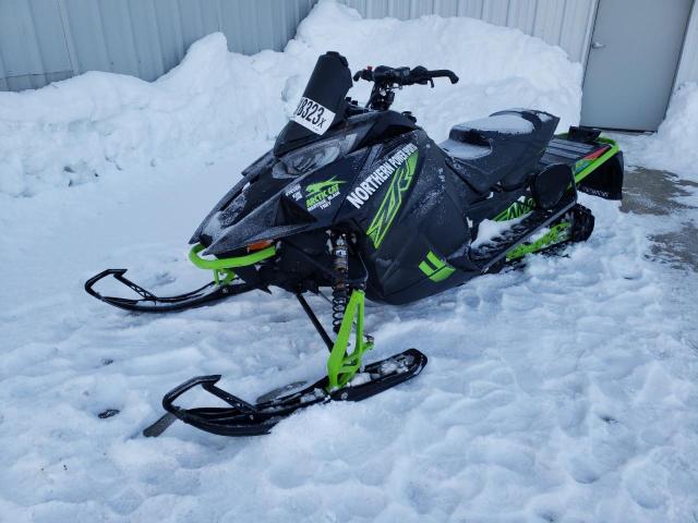 4UF1S2GGXPT100492 - 2023 ARCT SNOWMOBILE BLACK photo 2