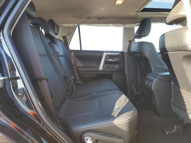 JTEZU5JR0J5178982 - 2018 TOYOTA 4RUNNER SR5 Қара фото 11