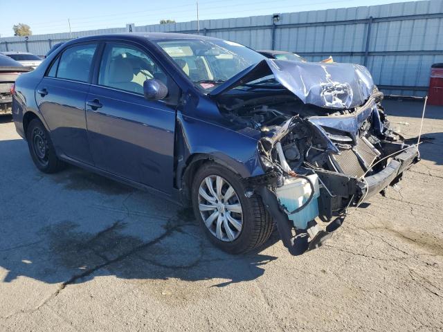 5YFBU4EE2DP107040 - 2013 TOYOTA COROLLA BASE Mavi foto 4