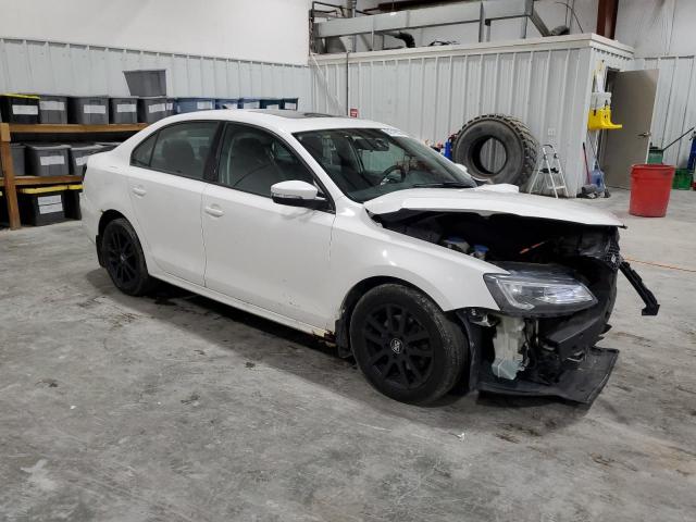 3VWDZ7AJXBM383868 - 2011 VOLKSWAGEN JETTA SE WHITE photo 4