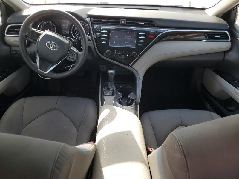 4T1B11HK7JU038039 - 2018 TOYOTA CAMRY L 白色 照片 8