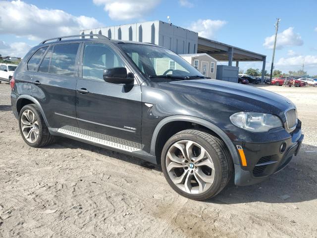 5UXZV8C5XDL426523 - 2013 BMW X5 XDRIVE50I BLACK photo 4