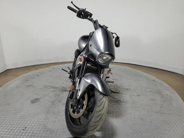 JS1VY53A8L7100207 - 2020 SUZUKI VZR1800 GRAY photo 2