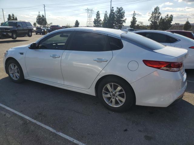5XXGT4L32JG245319 - 2018 KIA OPTIMA LX WHITE photo 2
