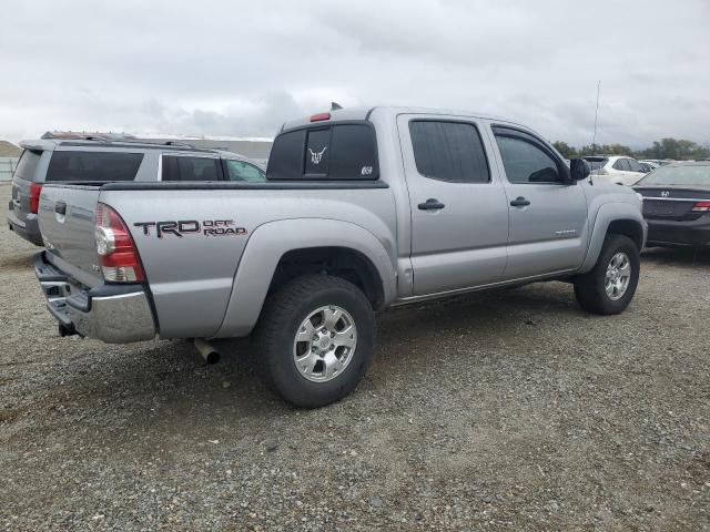 5TFLU4EN7FX129804 - 2015 TOYOTA TACOMA DOUBLE CAB SILVER photo 3
