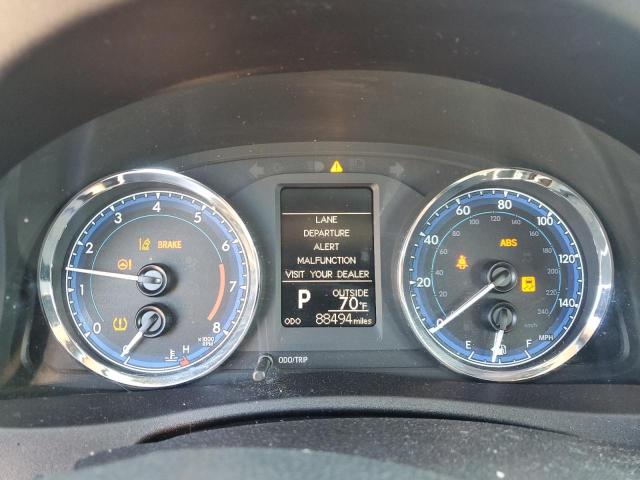 2T1BURHE9JC072467 - 2018 TOYOTA COROLLA L BLACK photo 9