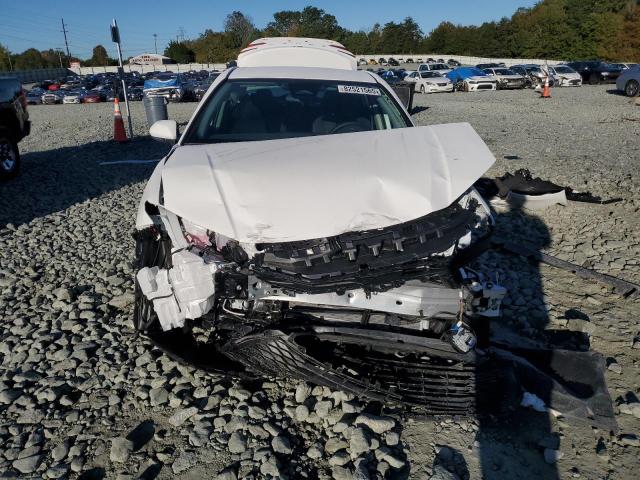 4T1DAACK0SU640525 - 2025 TOYOTA CAMRY XSE WHITE photo 5