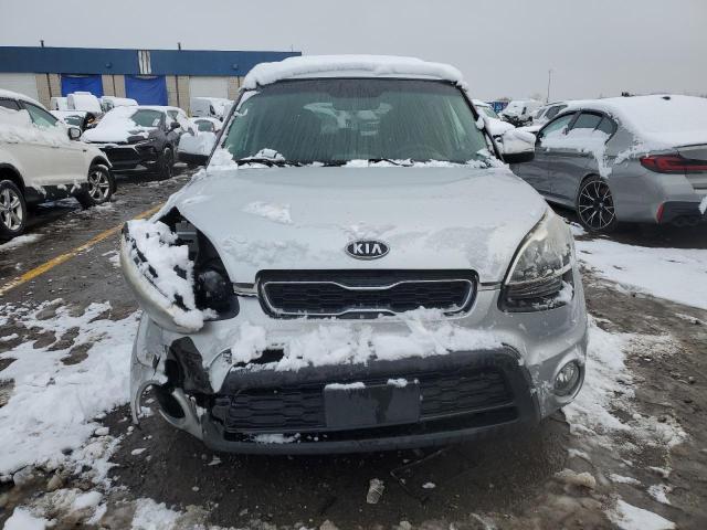 KNDJT2A6XC7363864 - 2012 KIA SOUL + SILVER photo 5