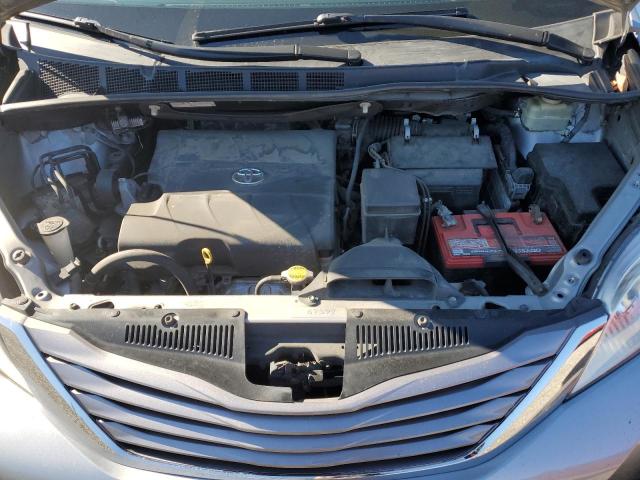 5TDYK3DC2FS689354 - 2015 TOYOTA SIENNA XLE SILVER photo 12