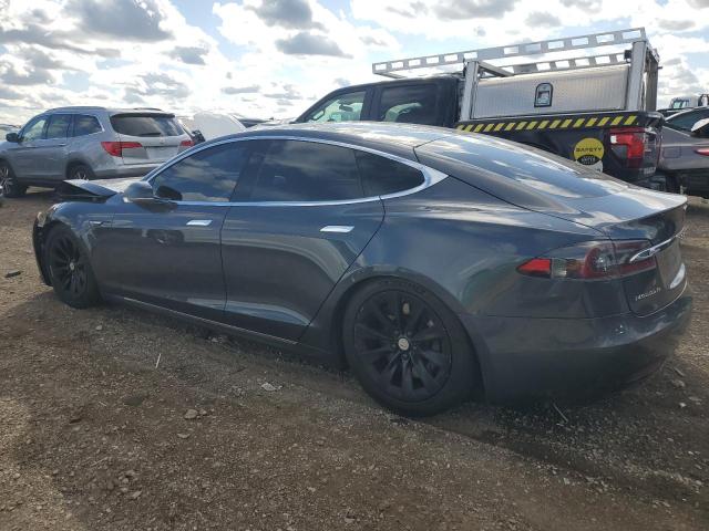 5YJSA1E23GF156891 - 2016 TESLA MODEL S رمادي صورة 2
