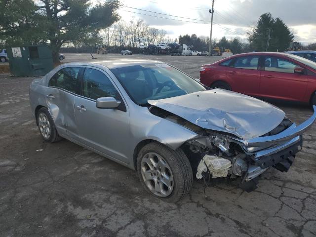 3FAHP0HA7BR222734 - 2011 FORD FUSION SE SILVER photo 4