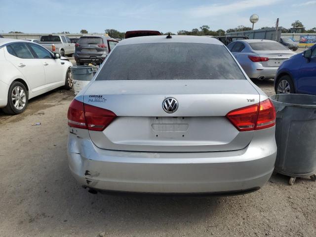 1VWAS7A33FC091611 - 2015 VOLKSWAGEN PASSAT S SILVER photo 6