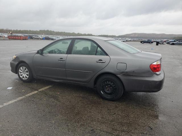 4T1BE32K45U600963 - 2005 TOYOTA CAMRY LE GRAY photo 2