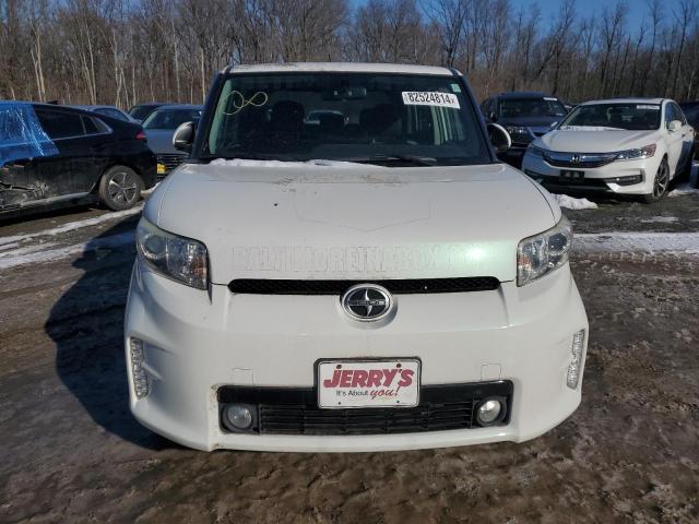 JTLZE4FE4EJ061571 - 2014 TOYOTA SCION XB 白色 照片 5