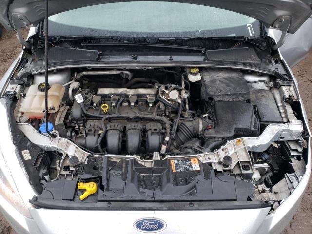 1FADP3F2XHL312740 - 2017 FORD FOCUS SE SILVER photo 11