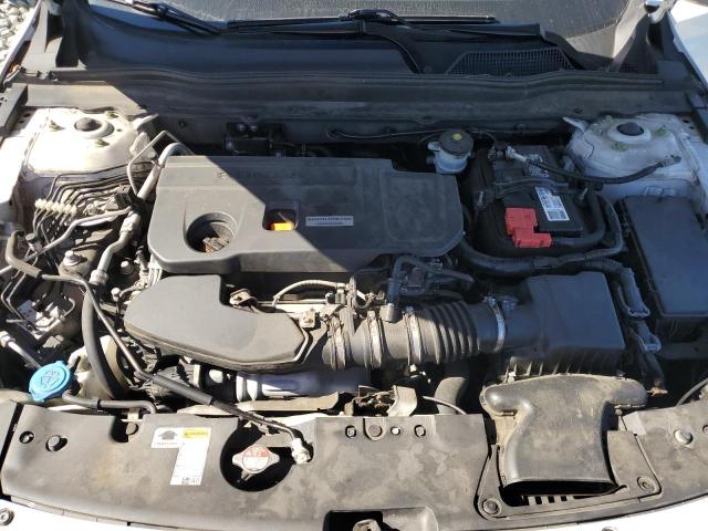1HGCV2F97JA027208 - 2018 HONDA ACCORD TOURING WHITE photo 11