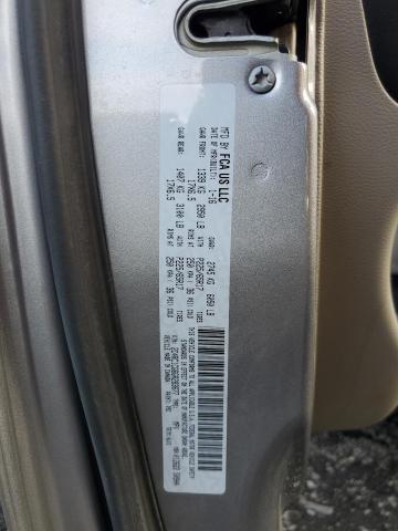 2C4RC1CG6GR283677 - 2016 CHRYSLER TOWN & COU TOURING L GRAY photo 13