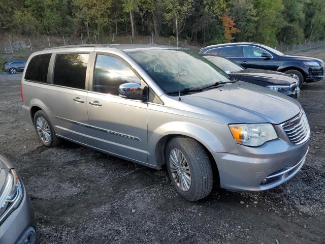 2C4RC1CG6GR283677 - 2016 CHRYSLER TOWN & COU TOURING L GRAY photo 4