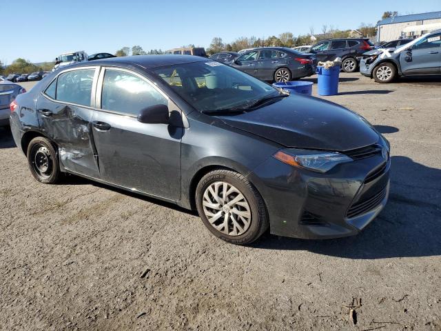 2T1BURHE4JC095882 - 2018 TOYOTA COROLLA L BLACK photo 4