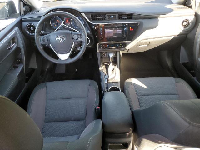 2T1BURHE4JC095882 - 2018 TOYOTA COROLLA L BLACK photo 8