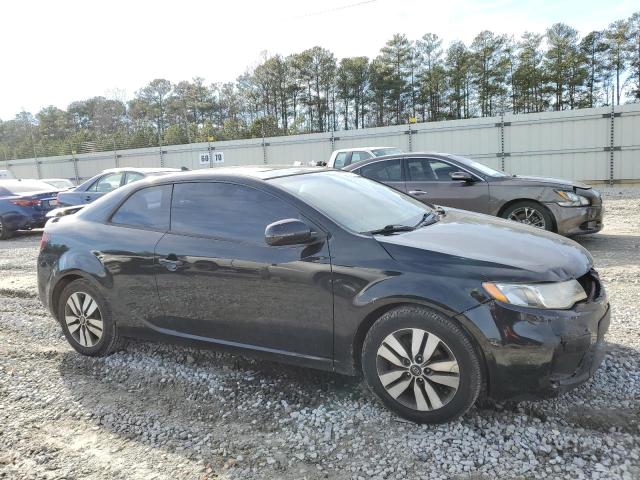 KNAFU6A27D5713887 - 2013 KIA FORTE EX BLACK photo 4