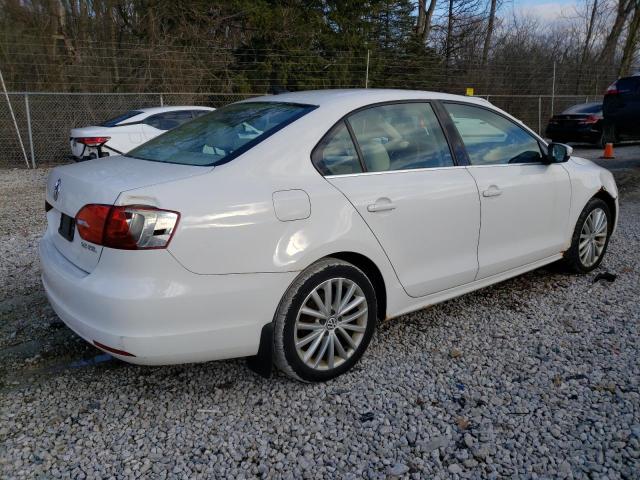 3VWLZ7AJ2BM365022 - 2011 VOLKSWAGEN JETTA SEL WHITE photo 3