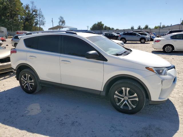 JTMZFREV7JJ158622 - 2018 TOYOTA RAV4 LE WHITE photo 4