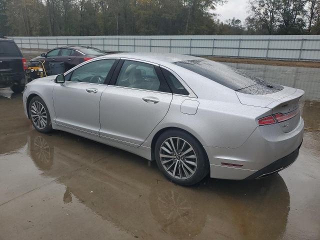 3LN6L5A91KR619118 - 2019 LINCOLN MKZ SILVER photo 2