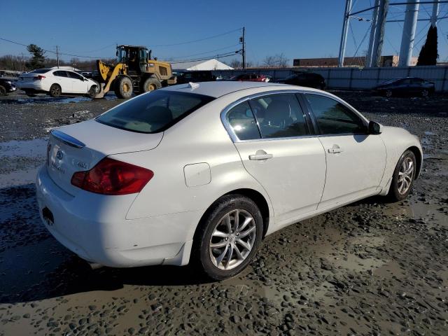 JNKCV61F99M364877 - 2009 INFINITI G37 WHITE photo 3