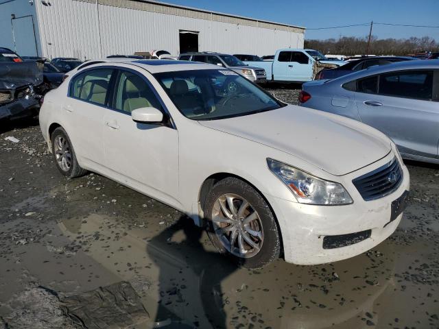 JNKCV61F99M364877 - 2009 INFINITI G37 WHITE photo 4