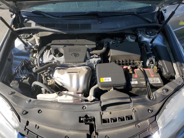 4T1BF1FK5HU315687 - 2017 TOYOTA CAMRY LE SILVER photo 11