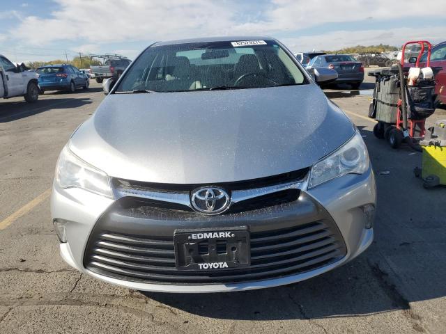 4T1BF1FK5HU315687 - 2017 TOYOTA CAMRY LE SILVER photo 5