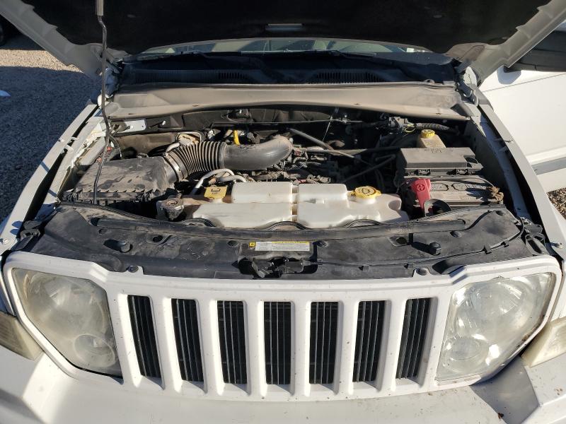 1J8GP28K39W503746 - 2009 JEEP LIBERTY SPORT WHITE photo 12