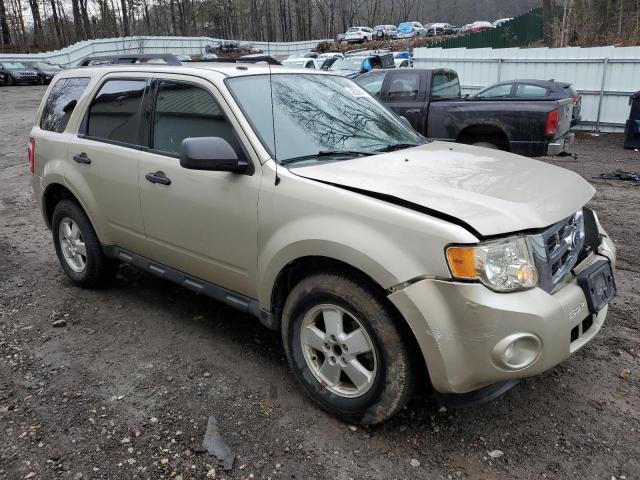 1FMCU0D73CKA13449 - 2012 FORD ESCAPE XLT SILVER photo 4