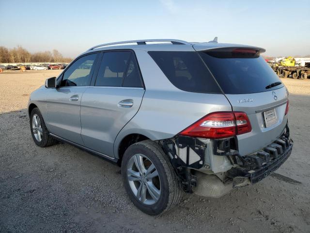 4JGDA5HB8FA465593 - 2015 MERCEDES-BENZ ML 350 4MATIC SILVER photo 2