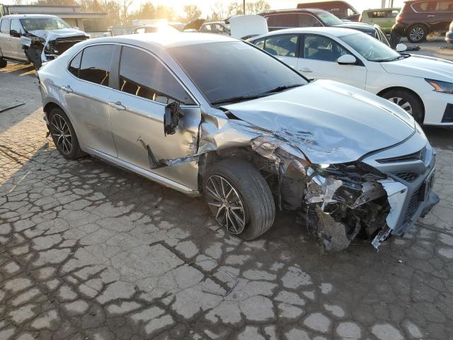 4T1G11AKXPU801969 - 2023 TOYOTA CAMRY SE NIGHT SHADE SILVER photo 4