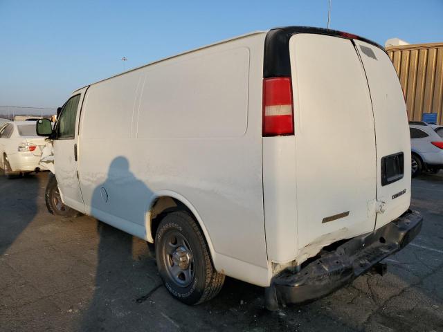 1GCFG15X461193936 - 2006 CHEVROLET EXPRESS G1 WHITE photo 2